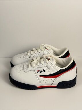 FILA Toddler Size 10 White/Navy/Red Sneakers NWOT No Box